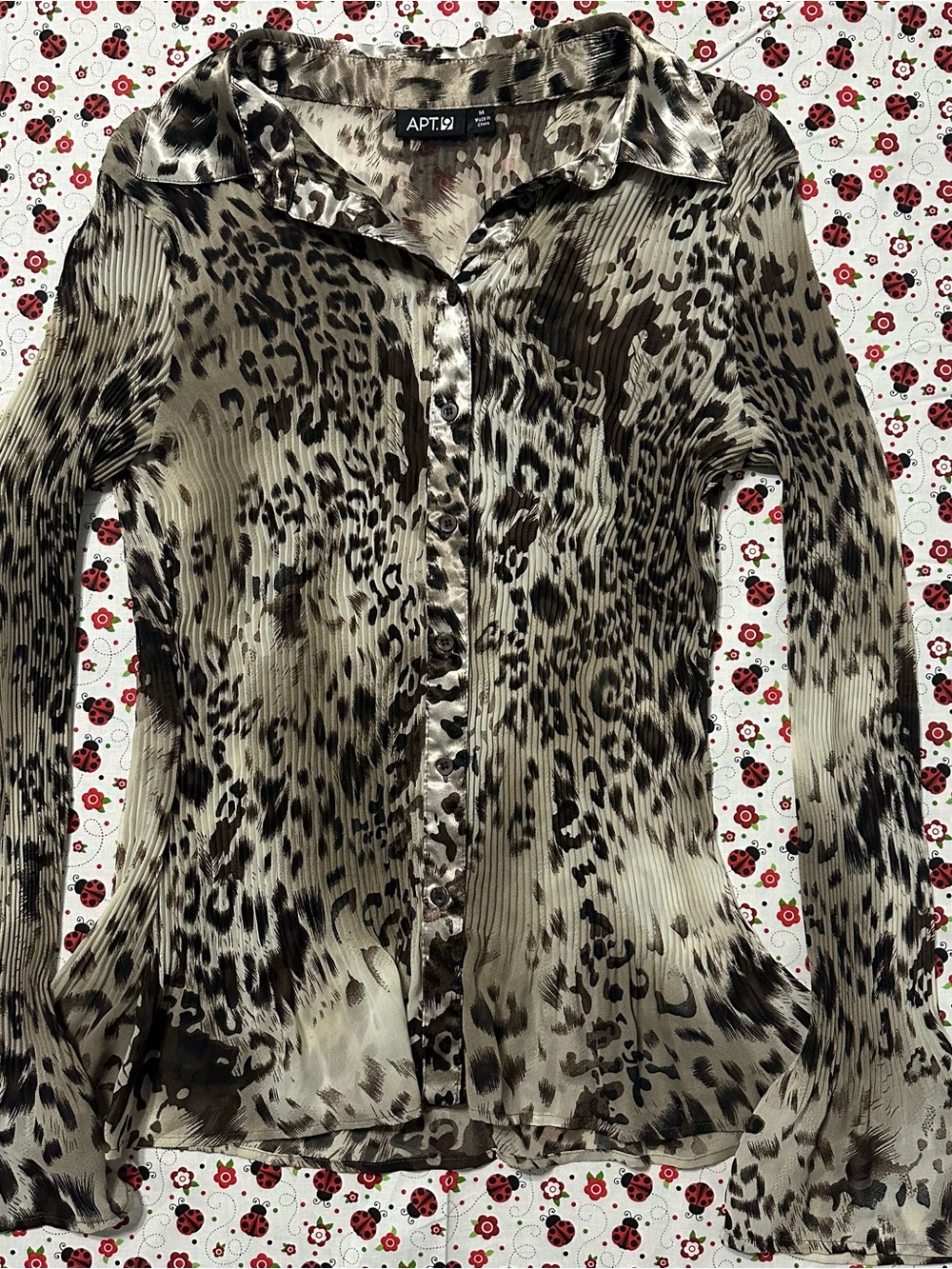 Apt. 9 Women's Leopard Print Pleated Button Down Shirt Bell Sleeve Y2K Women’s M